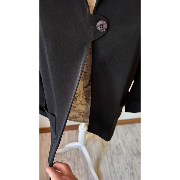 Vintage Black Blazer Jacket Size 8 100% Polyester Button Pockets gothcore - Picture 5 of 6